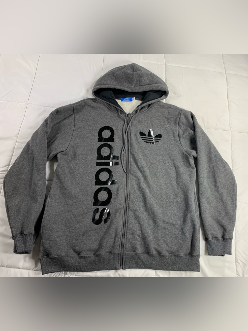 Pre loved ADIDAS sweater mens size 2XL